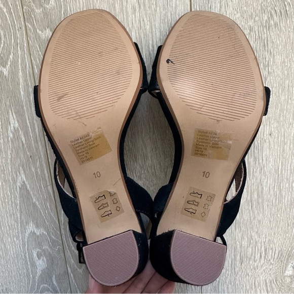 Madewell Heels Shoes The Liv Sandal Asymmetrical Open Toe in Suede Black 10 - Picture 9 of 10